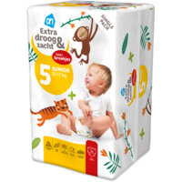 Een afbeelding van AH Extra droog en zacht pants maat 5