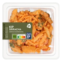 AH Pastasalade kip sriracha