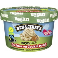 Een afbeelding van Ben & Jerry's Non-dairy cookies on cookie dough