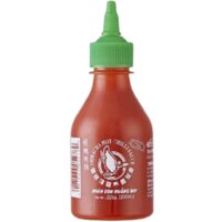 Een afbeelding van Flying Goose Sriracha hot chili sauce