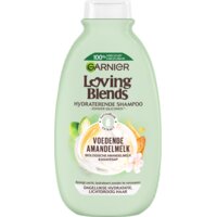 Een afbeelding van Loving Blends Voedende amandelmelk shampoo
