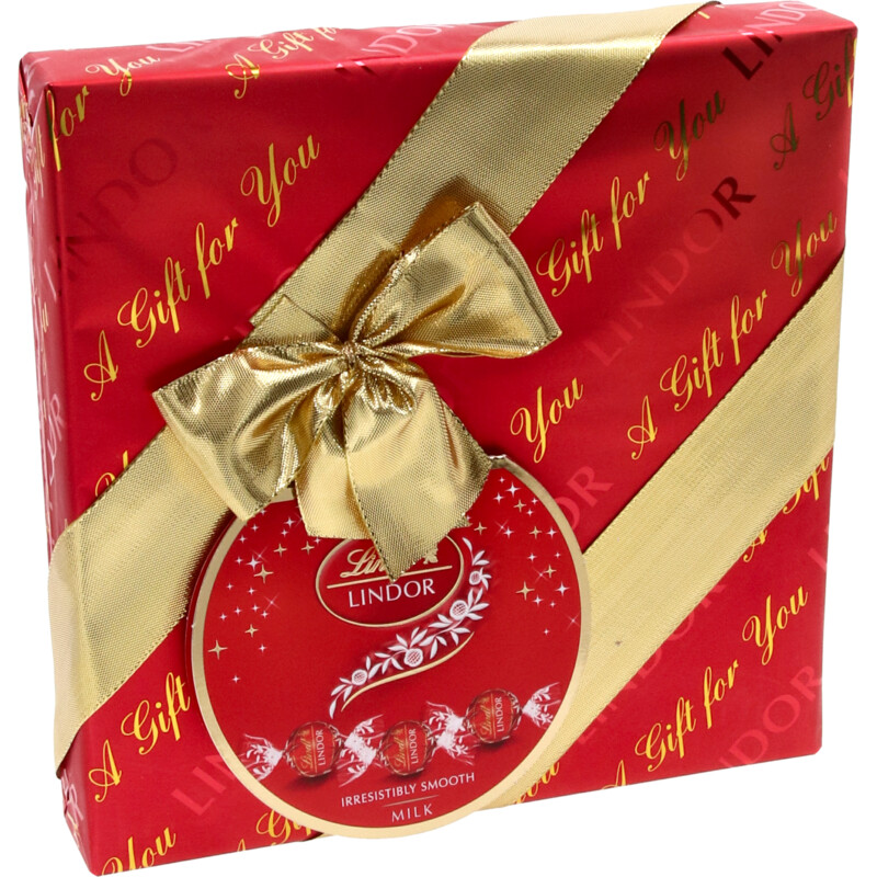 Een afbeelding van Lindt Lindor melkchocolade kerstcadeau bonbons