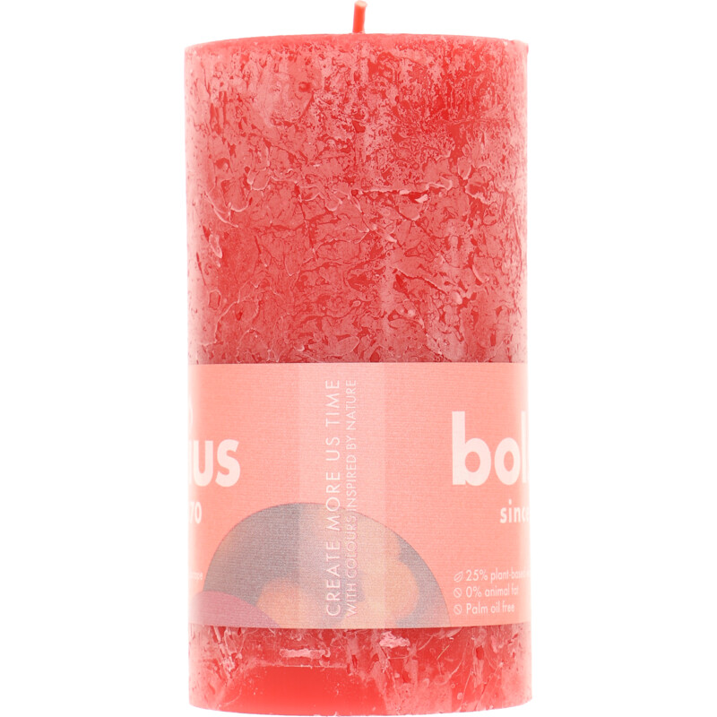 Een afbeelding van Bolsius Rustieke kaars 13cm rood