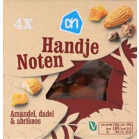 Een afbeelding van AH Handje noten amandel, dadel & abrikoos