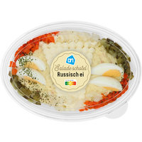Een afbeelding van AH Saladeschotel Russisch ei