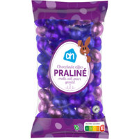 Een afbeelding van AH Chocolade eitjes praliné melk-wit-puur