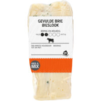 Een afbeelding van AH Gevulde brie 60+ bieslook