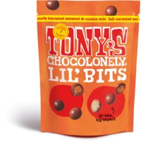 Een afbeelding van Tony's Chocolonely Lil' bits melk karamel zeezout biscuit