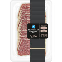Een afbeelding van AH Truffelsalami parmezaanse kaas