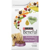 Een afbeelding van Beneful Gelukkig volwassen senior met kip