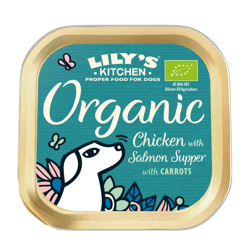 Organic kip met zalm en wortelen