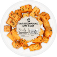 Een afbeelding van AH Gemarineerde kaasblokjes tomaat kruiden