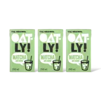 Oatly! Matcha oat drink 3-pack