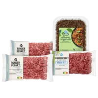 Een afbeelding van AH Rundergehakt 300 gram, AH Rundergehakt minder vet 300 gram en AH Terra plantaardig rulgehakt