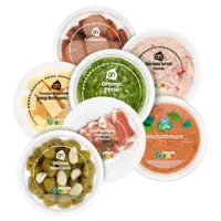 Alle AH Borrelhapjes in ronde bakjes*