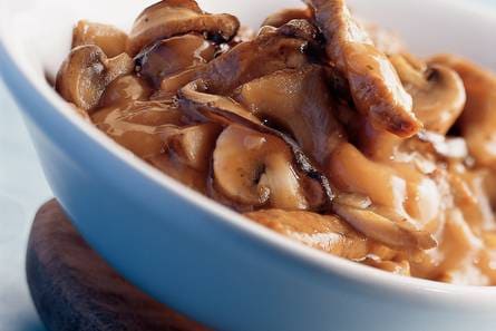 Paddestoelenragout met schnitzelreepjes