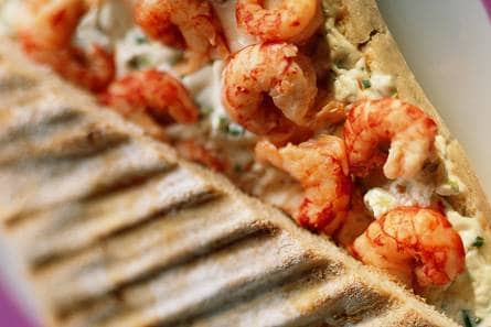 Ciabatta-tosti met romige rivierkreeftjes