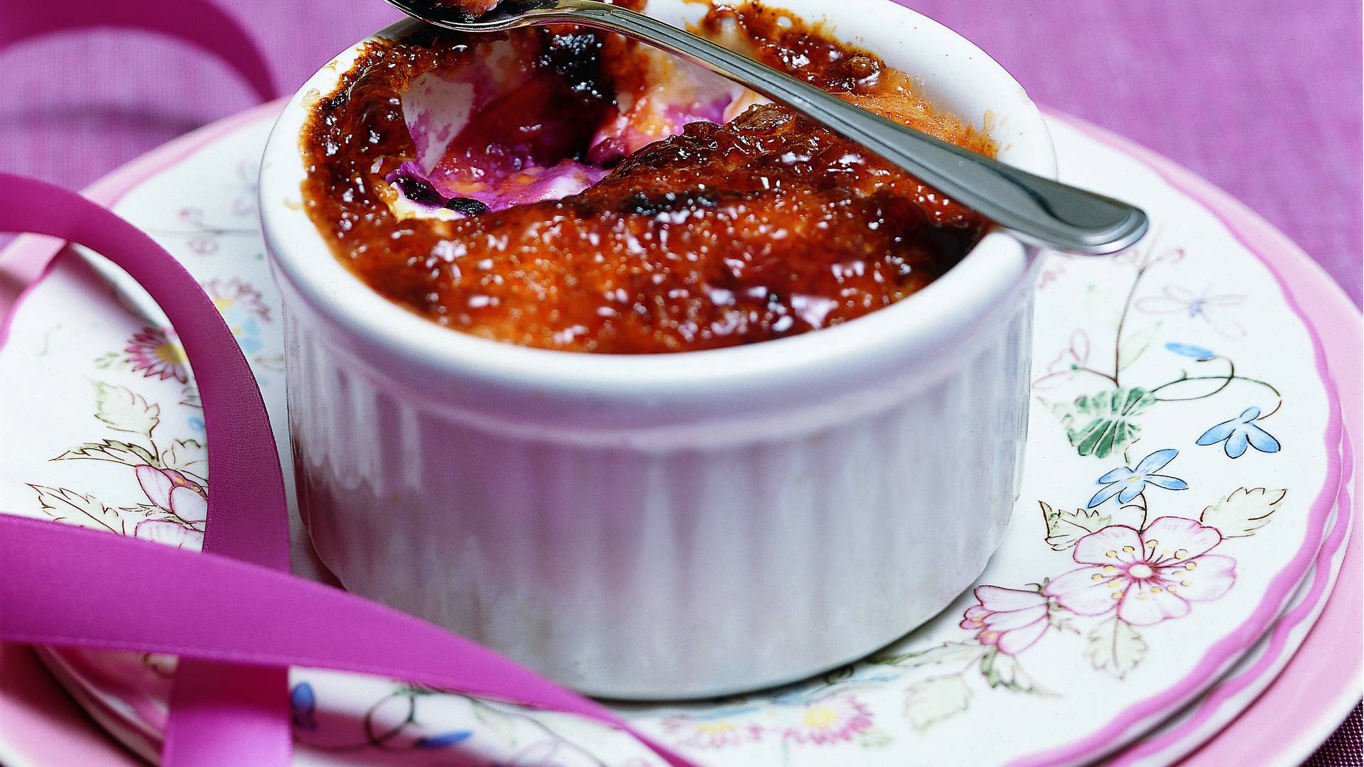 Nectarine en yoghurtcrème brûlée recept Allerhande Albert Heijn