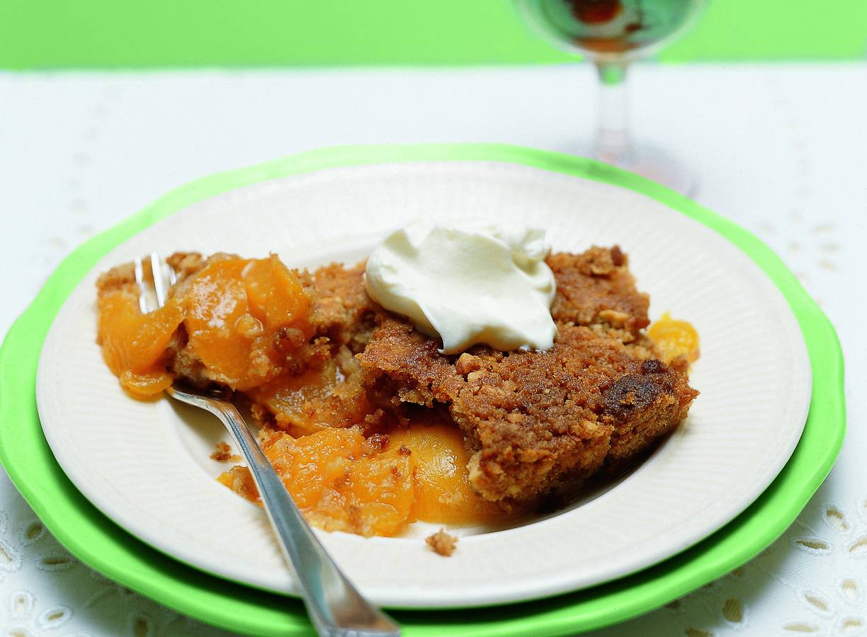 Abrikozencrumble met cantuccini