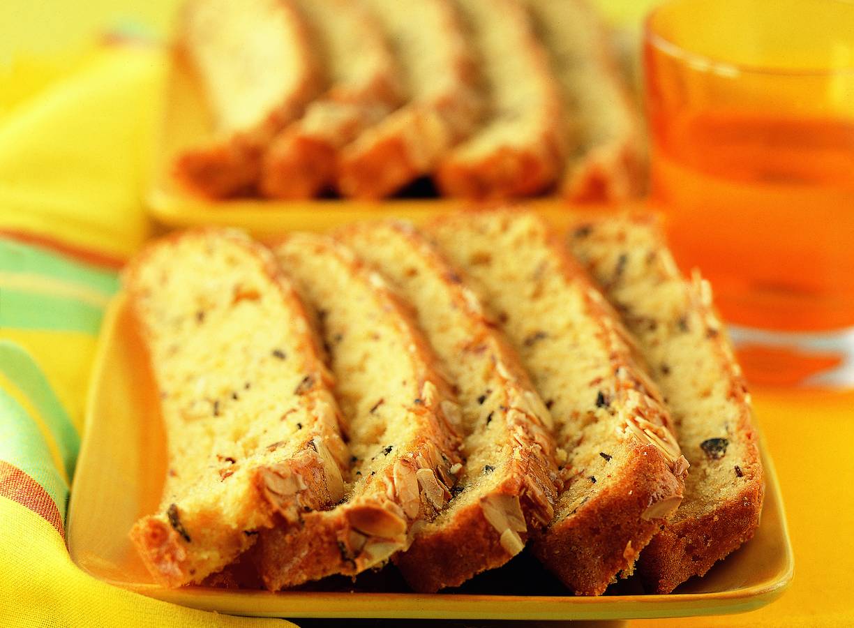 Saffraan-honing-amandelcake