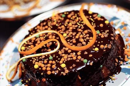 Sinaasappeltaart met chocoladeglazuur