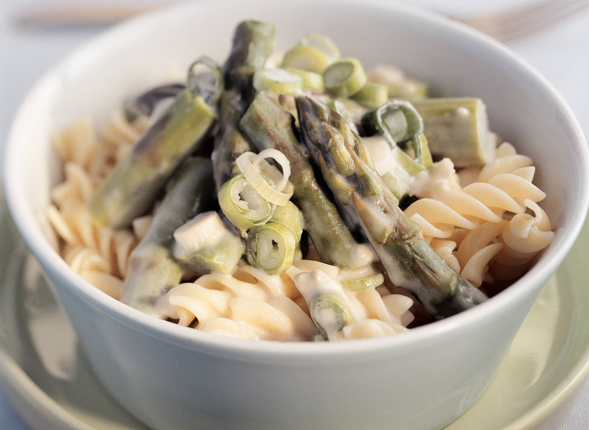 Pasta Met Groene Asperges In Kaassaus Recept Allerhande Albert Heijn