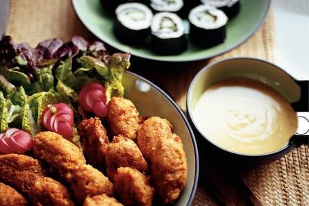 Tofu-bitterballen met mosterdsaus