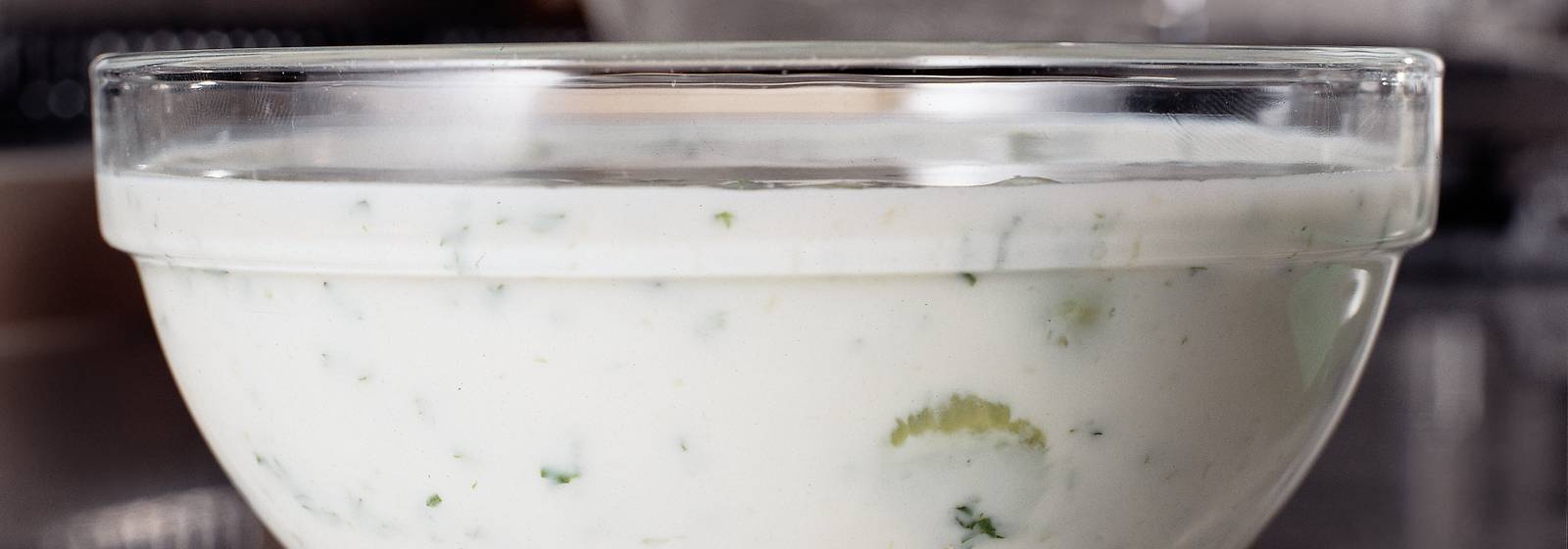 Biogarde-komkommersoep recept - Allerhande | Albert Heijn