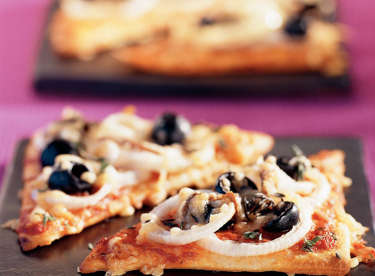 Pizzaruitjes met gele ui