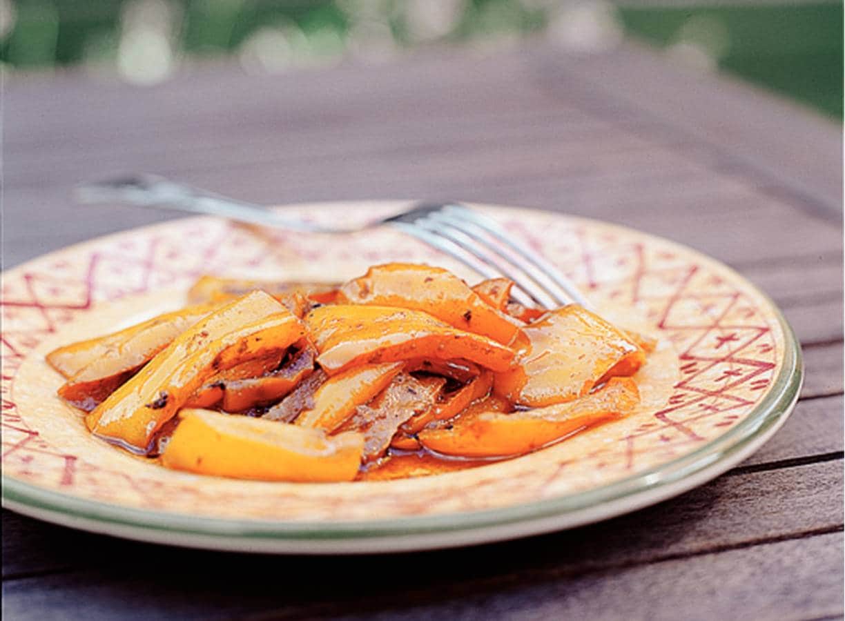 Gesmoorde paprika met ansjovis