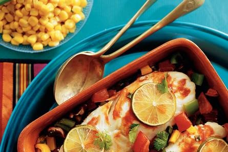 Mexicaanse visschotel met salsa
