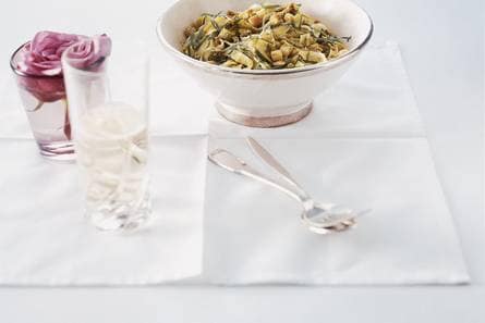 Groene tagliatelle met blauwe-kaassaus en croutons