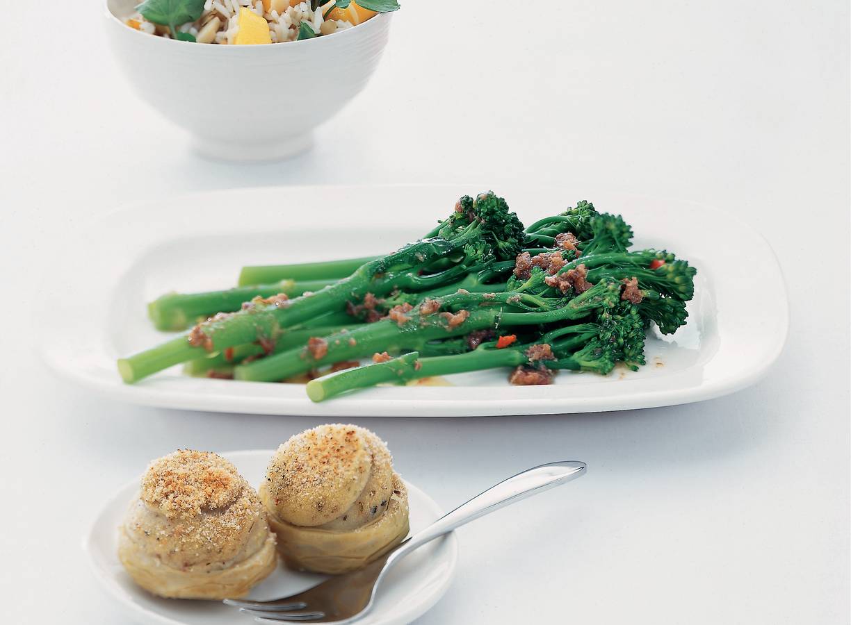 Aspergebroccoli met ansjovisolie