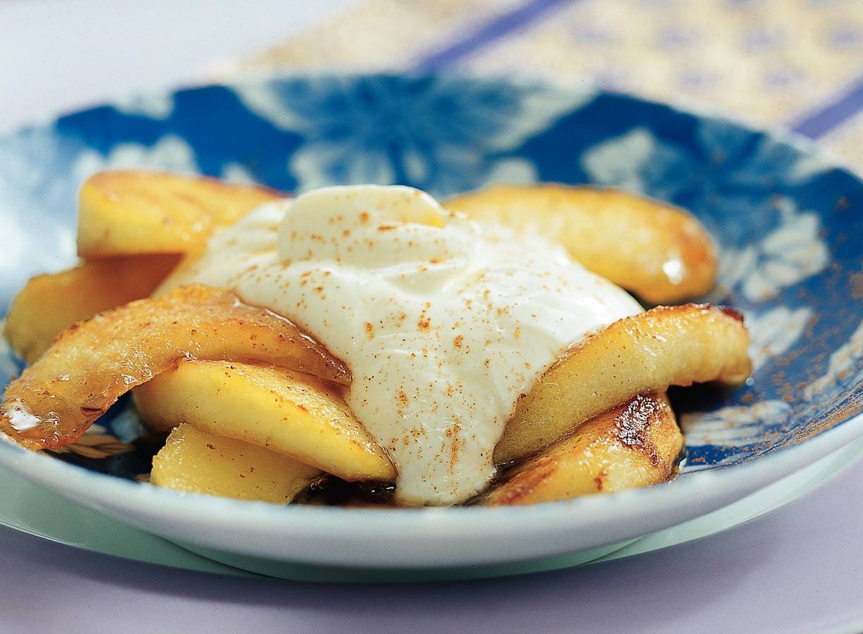Appelpartjes in siroop met vanillekwark