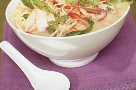 Thaise woksoep met kip en paksoi