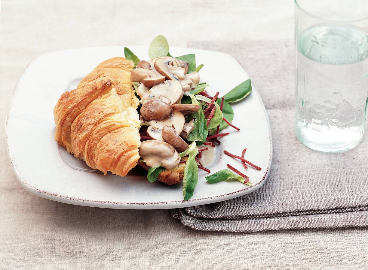 Croissant met kastanjechampignons