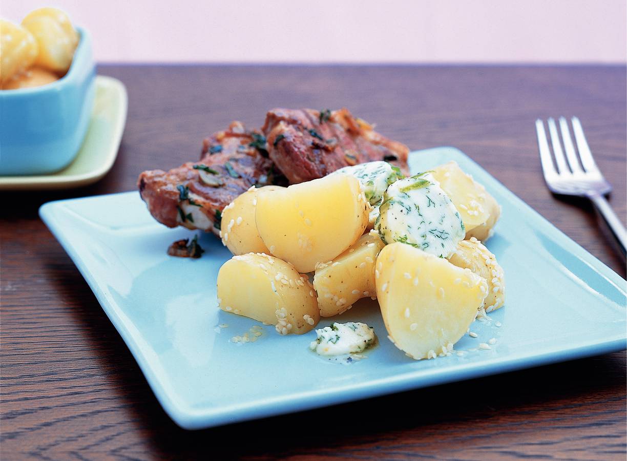 Aardappeltjes met peterselie-sesamboter