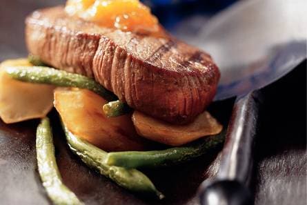 Struisvogelbraai met abrikozensaus