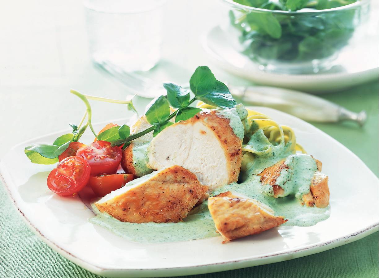 Kipfilet met waterkerssaus