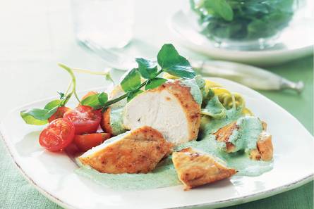 Kipfilet met waterkerssaus