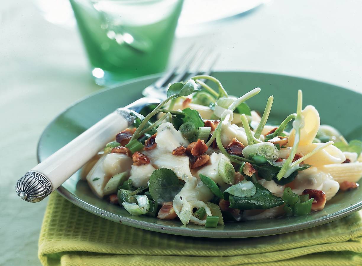 Pastasalade met waterkers