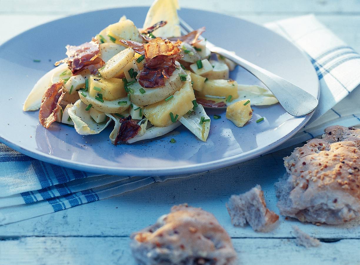 Aardappelsalade met Parmaham en witlof