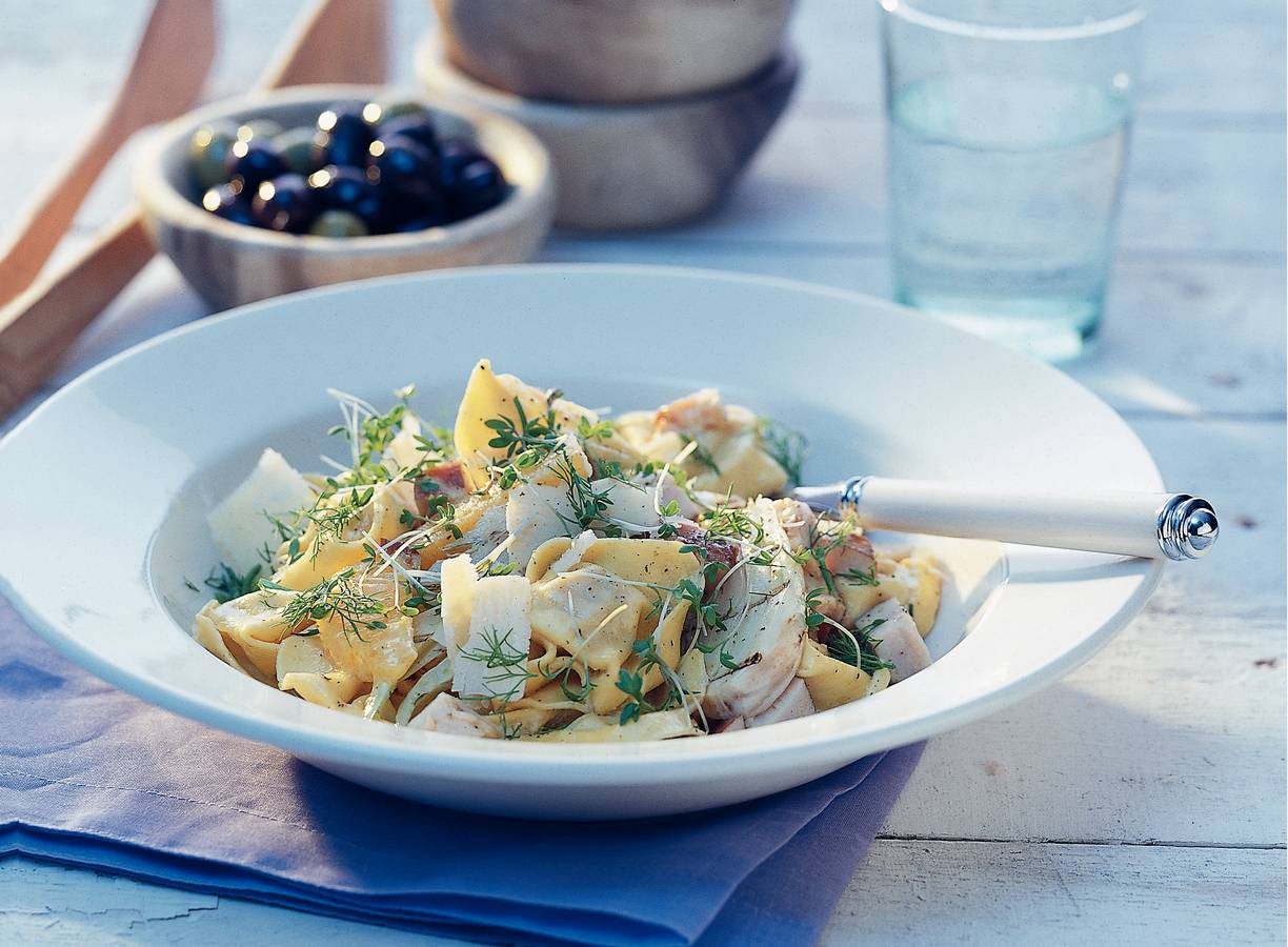 Pastasalade met kip en venkel