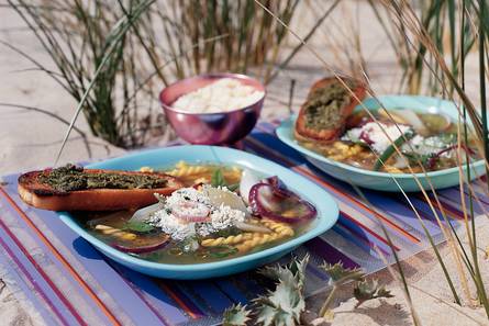 Minestronesoep met pasta