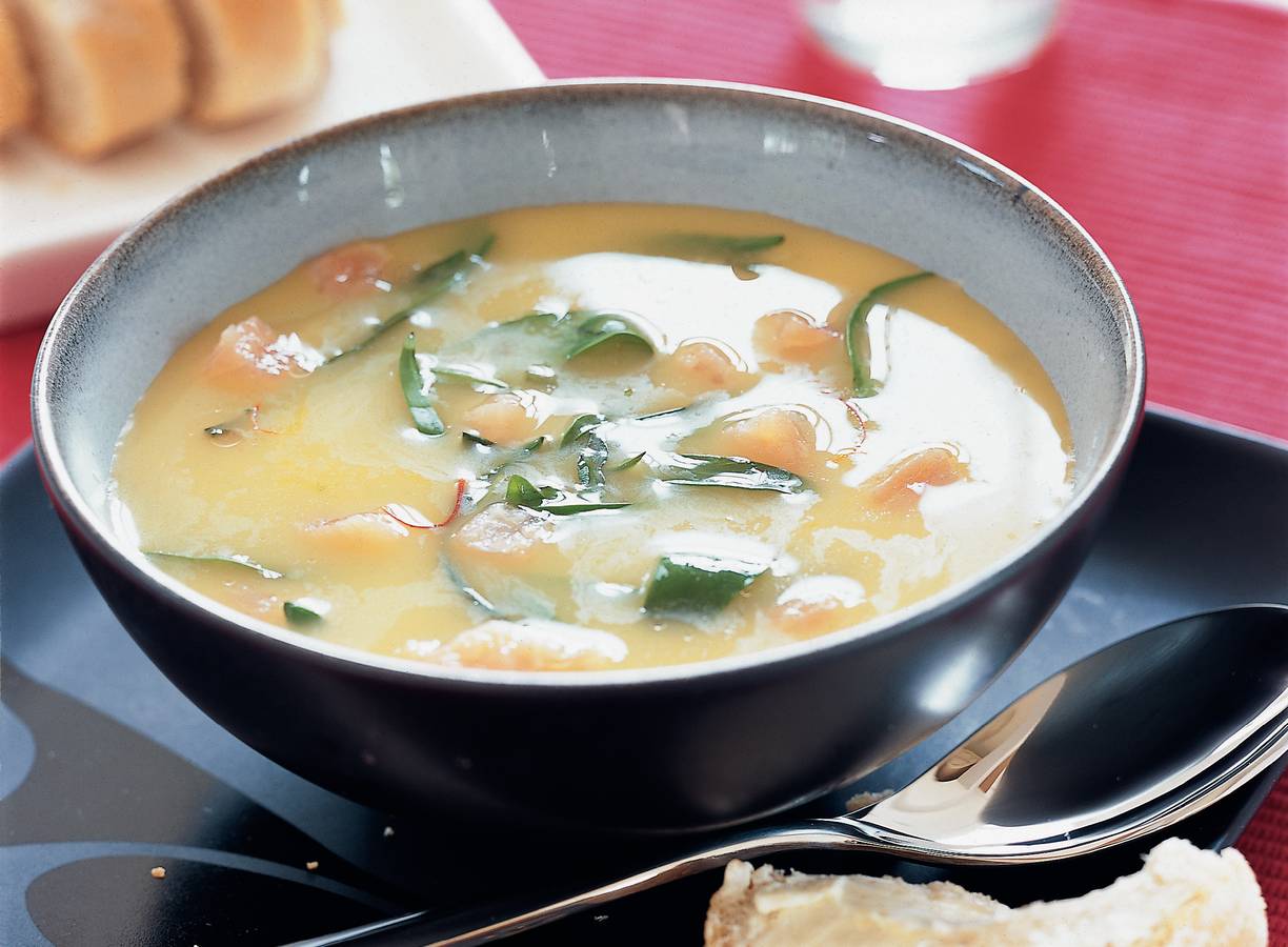 Zalm-saffraansoep met zeeaster