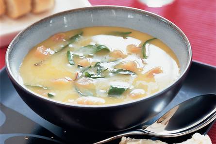 Zalm-saffraansoep met zeeaster