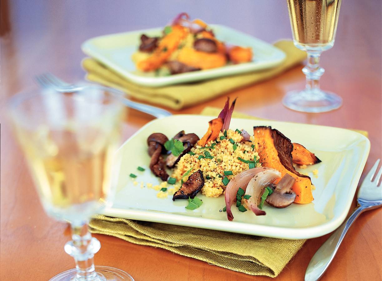 Couscous met geroosterde pompoen en paddenstoelen