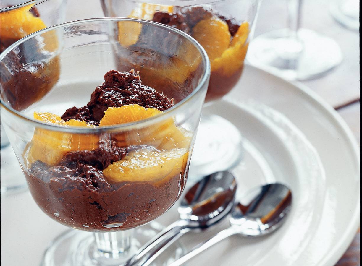 Chocolademousse met sinaasappelcompote