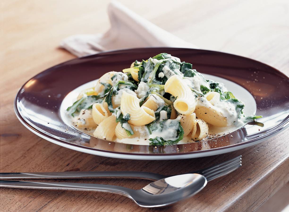 Pasta met spinazie en magor