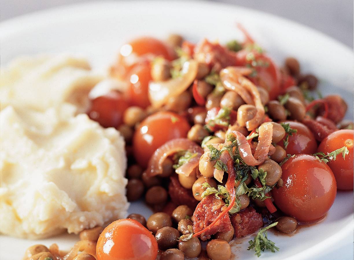 Pittige kapucijner-chorizoschotel